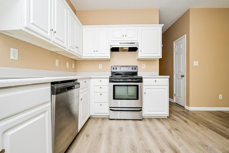 1,600/Mo, 2361 Brianna Drive Hampton, GA 30228 Kitchen View