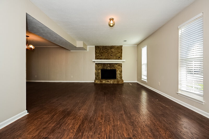 1,890/Mo, 1357 DIPLOMAT Dr Riverdale, GA 30296 Living Room View