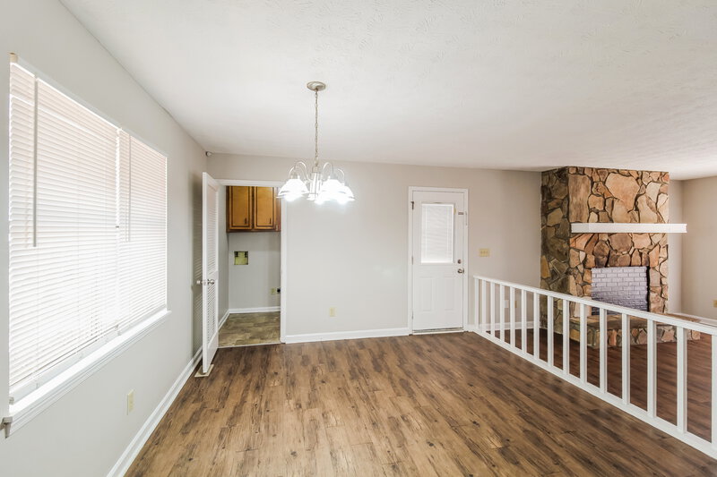 1,640/Mo, 581 Mary Erna Dr Fairburn, GA 30213 Misc View 4