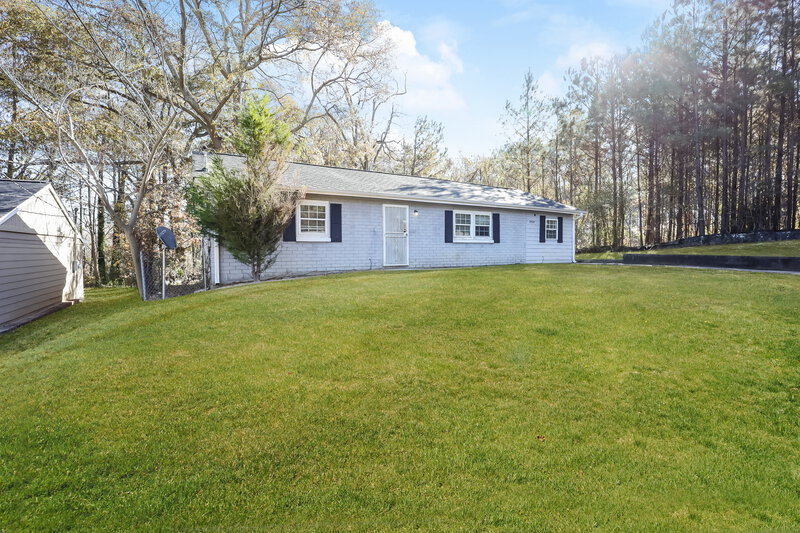 0/Mo, 2924 SPRINGSIDE PL Atlanta, GA 30354 Front View