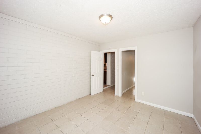 0/Mo, 2924 SPRINGSIDE PL Atlanta, GA 30354 Main Bedroom View