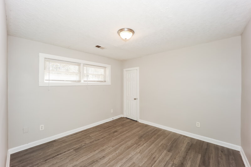 0/Mo, 2924 SPRINGSIDE PL Atlanta, GA 30354 Bedroom View 4