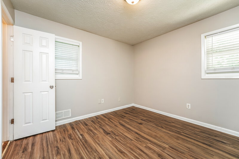 1,590/Mo, 303 Mercer Drive Jonesboro, GA 30236 Main Bedroom View 2