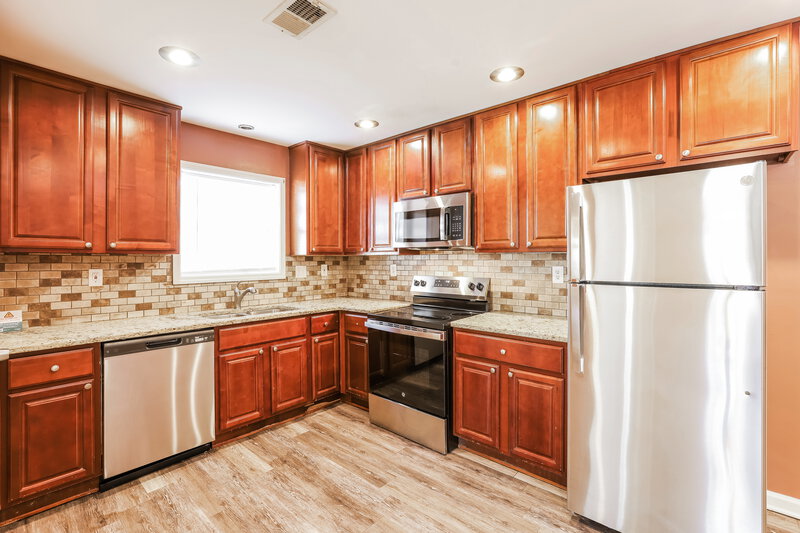 2,100/Mo, 2410 Ozark Trail SW Atlanta, GA 30331 Misc View 4