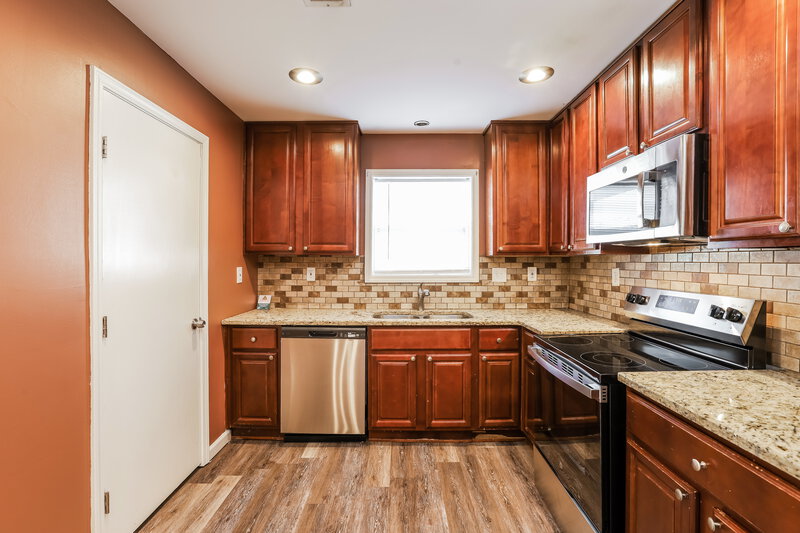 2,100/Mo, 2410 Ozark Trail SW Atlanta, GA 30331 Misc View 5