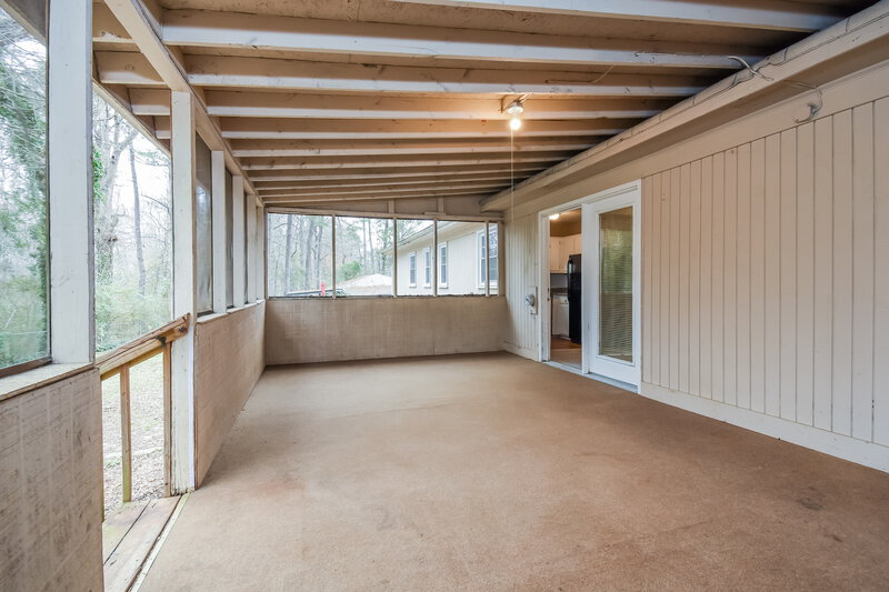 1,600/Mo, 131 Ann Trail Powder Springs, GA 30127 Sun Room View 2