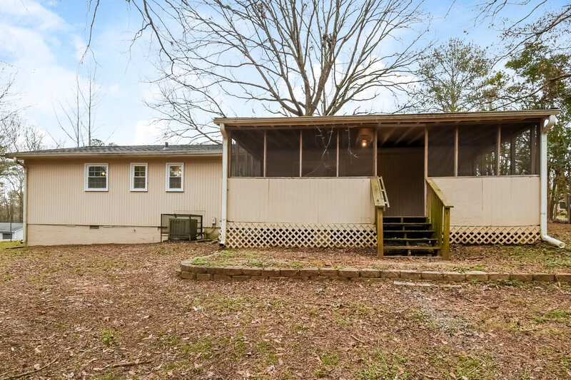 1,600/Mo, 131 Ann Trail Powder Springs, GA 30127 Rear View