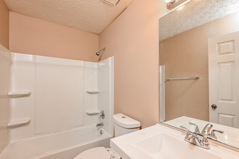 2,350/Mo, 2128 Blue Martin Court Lawrenceville, GA 30044 Bathroom View
