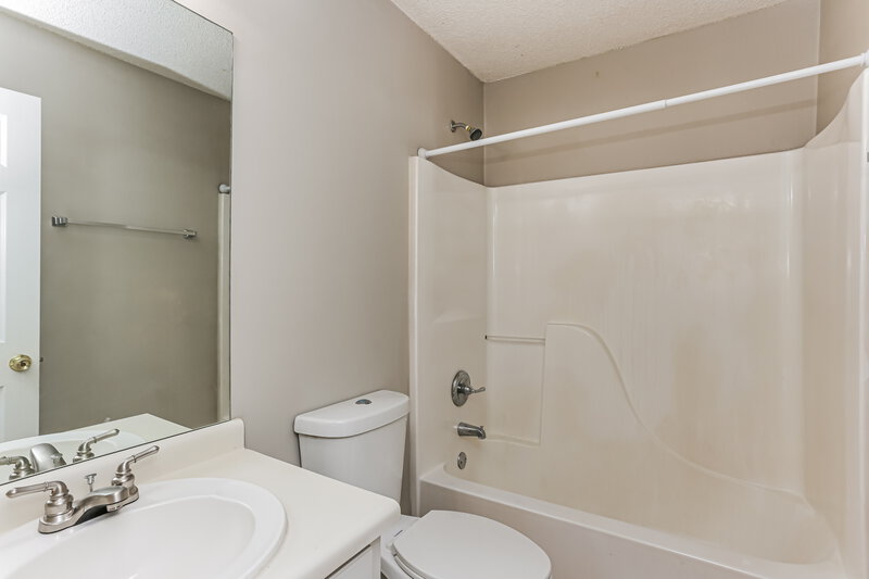 2,375/Mo, 460 Heathgate Drive Lawrenceville, GA 30044 Bathroom View