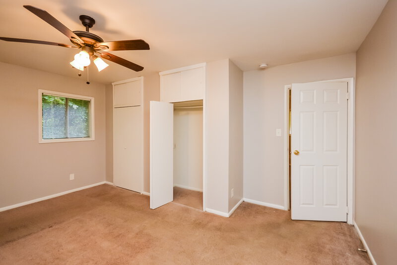 1,775/Mo, 1515 Malibu Court Decatur, GA 30035 Main Bedroom View