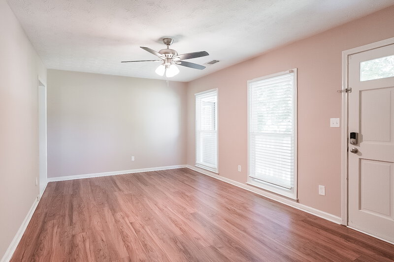 1,430/Mo, 99 Sleepy Hollow Trail Powder Springs, GA 30127 Living Room View 4