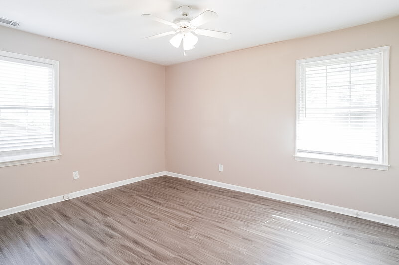 1,430/Mo, 99 Sleepy Hollow Trail Powder Springs, GA 30127 Main Bedroom View