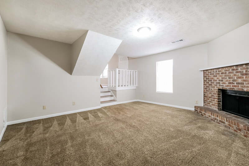 1,685/Mo, 4514 Old Lake Drive Decatur, GA 30034 Family Room View 2