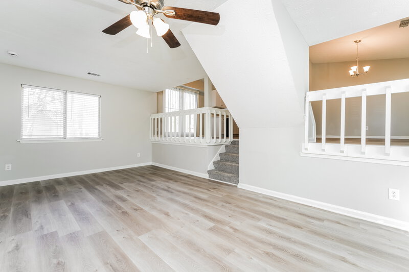 1,800/Mo, 6155 Marbut Farms Chase Lithonia, GA 30058 Living Room View 2