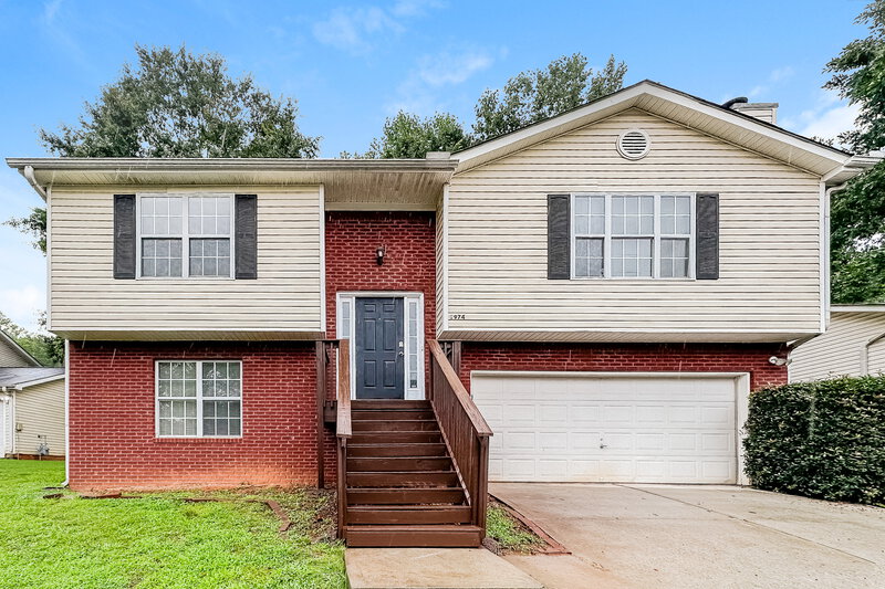2,640/Mo, 1974 Oak Terrace Drive SE Atlanta, GA 30316 External View