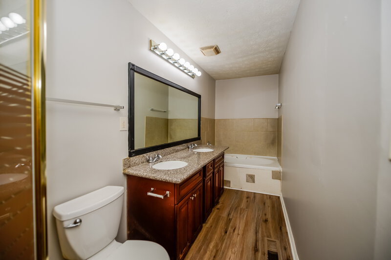 3,340/Mo, 1847 Litchfield Road Snellville, GA 30078 Bathroom View