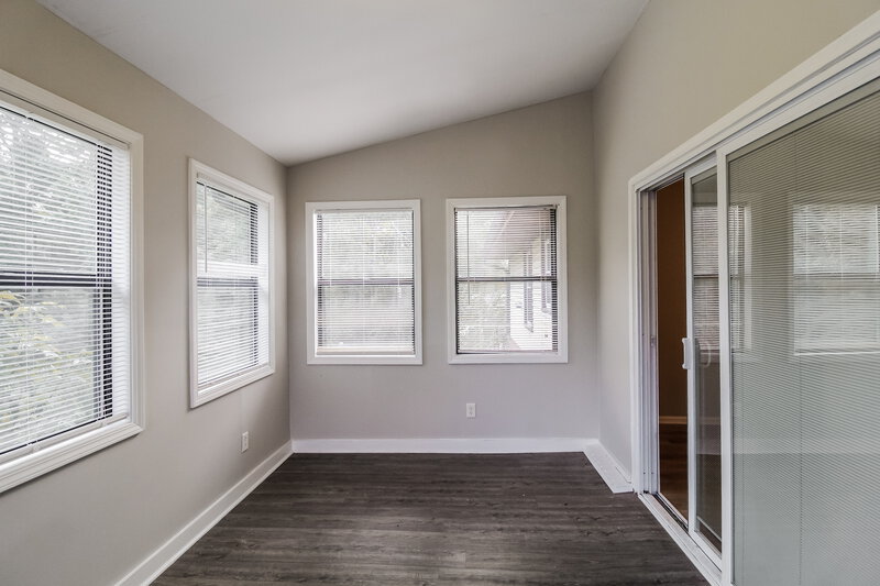 1,595/Mo, 2244 Briarwood Circle Conyers, GA 30094 Sun Room View