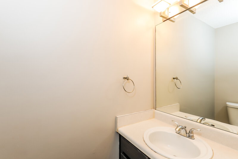 2,045/Mo, 5501 Vanity Joys Lane Ellenwood, GA 30294 Bathroom View