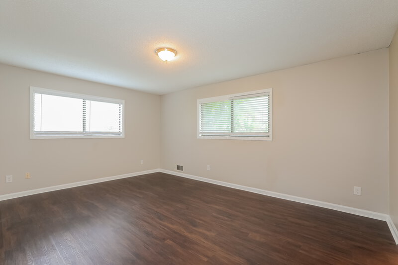 0/Mo, 581 Rock Shadow Court Stone Mountain, GA 30087 Main Bedroom View