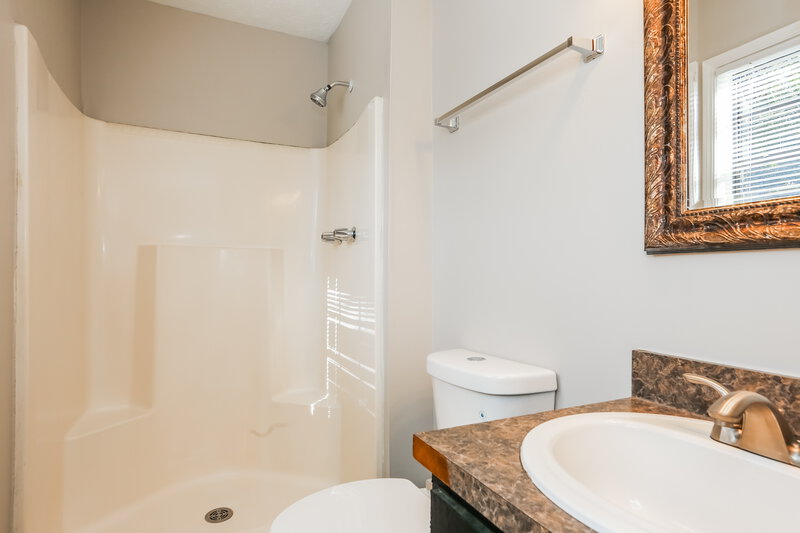 1,895/Mo, 3525 Broxton Lane Snellville, GA 30039 Main Bathroom View