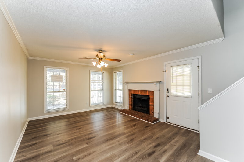 2,260/Mo, 835 Mountain View Drive Stone Mountain, GA 30083 Misc View 2
