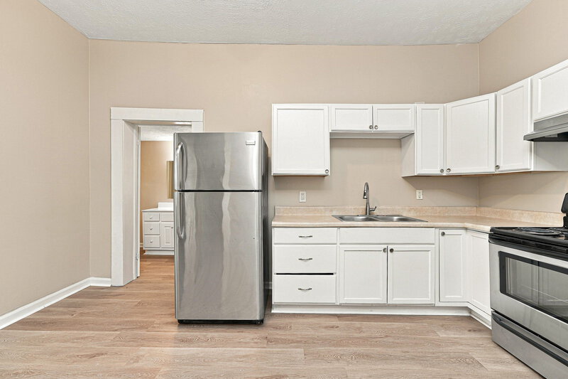1,490/Mo, 6129 Sorrell St NE Covington, GA 30014 Kitchen View 3