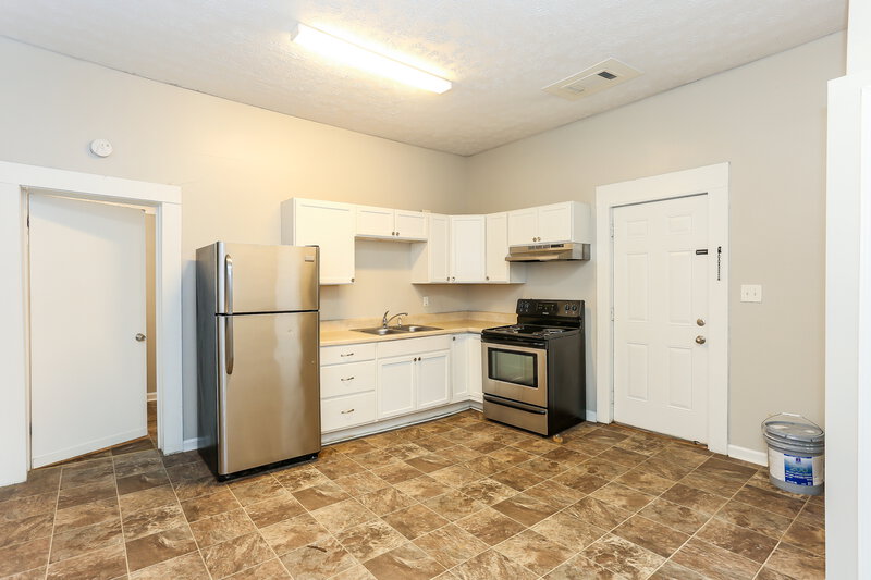 1,450/Mo, 6129 Sorrell Street Covington, GA 30014 Kitchen View 2