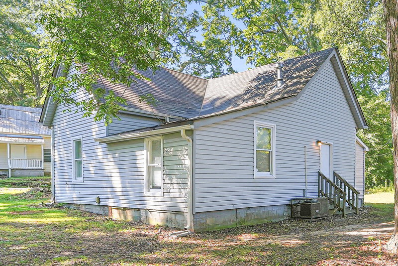 1,490/Mo, 6129 Sorrell St NE Covington, GA 30014 Rear View