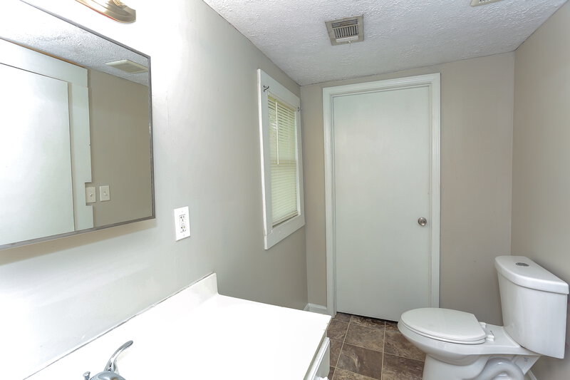 1,450/Mo, 6129 Sorrell Street Covington, GA 30014 Bathroom View