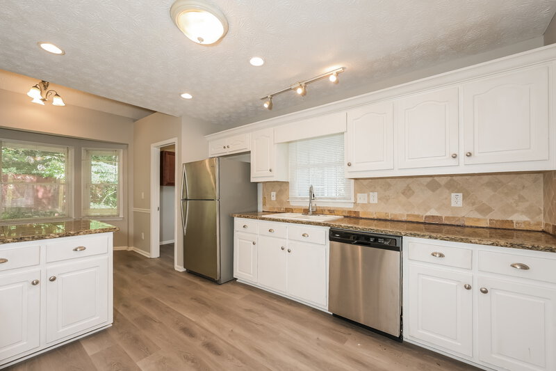 2,395/Mo, 710 Maggie Mae Lane Lawrenceville, GA 30045 Kitchen View