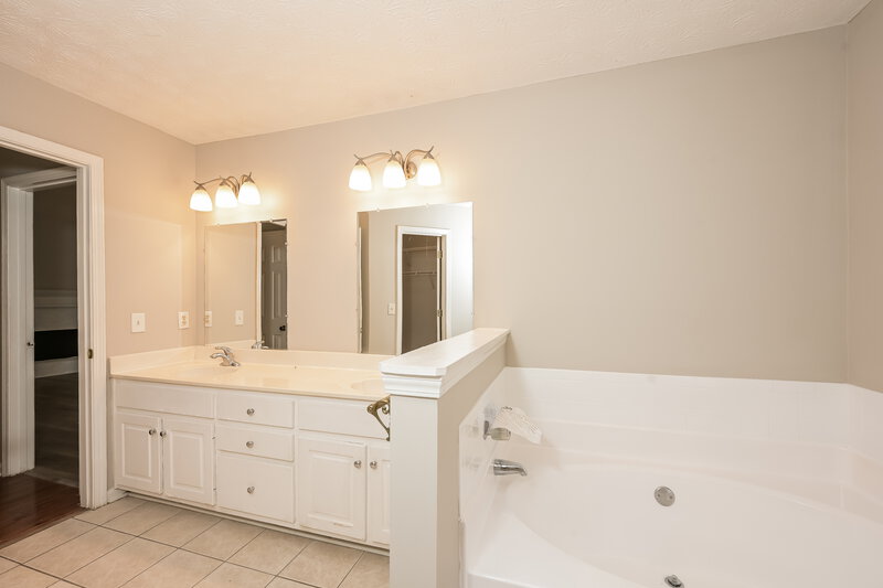 2,395/Mo, 710 Maggie Mae Lane Lawrenceville, GA 30045 Main Bedroom View 3
