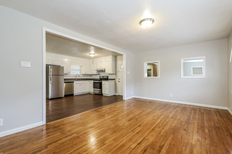 2,450/Mo, 2796 Kathie Lane Ellenwood, GA 30294 Living Room View 2