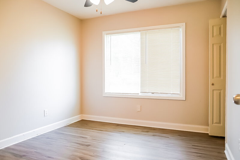 1,600/Mo, 302 Wren Circle Austell, GA 30168 Bedroom View