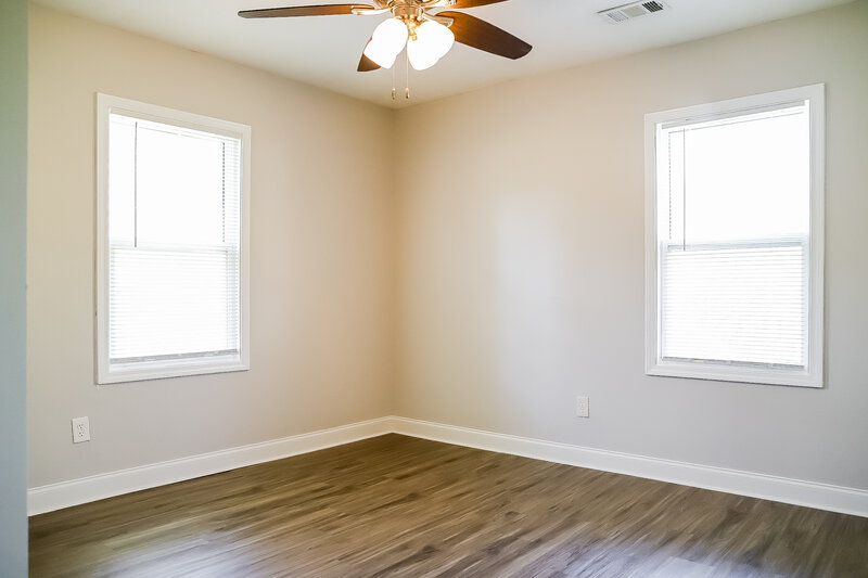 1,600/Mo, 302 Wren Circle Austell, GA 30168 Bedroom View 2