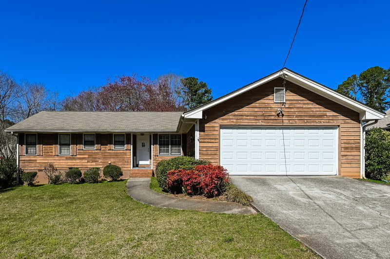 1,720/Mo, 5295 Lilburn-Stone Mountain Road Lilburn, GA 30047 External View