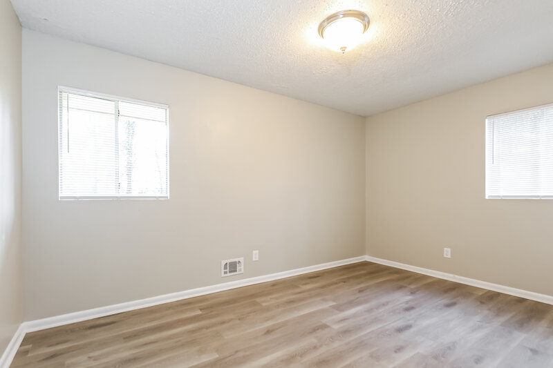 1,395/Mo, 8270 Attleboro Drive Jonesboro, GA 30238 Main Bedroom View