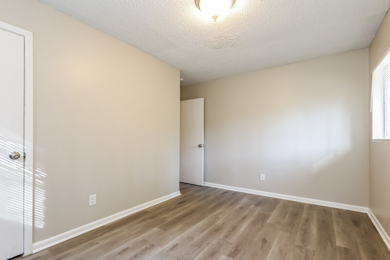 1,395/Mo, 8270 Attleboro Drive Jonesboro, GA 30238 Main Bedroom View 2