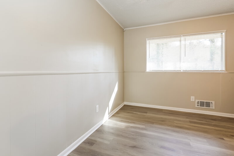 1,395/Mo, 8270 Attleboro Drive Jonesboro, GA 30238 Bedroom View 2
