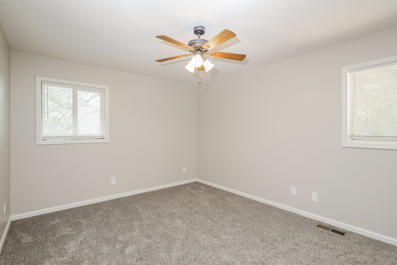 2,200/Mo, 1556 Wren Road Jonesboro, GA 30238 Main Bedroom View 2