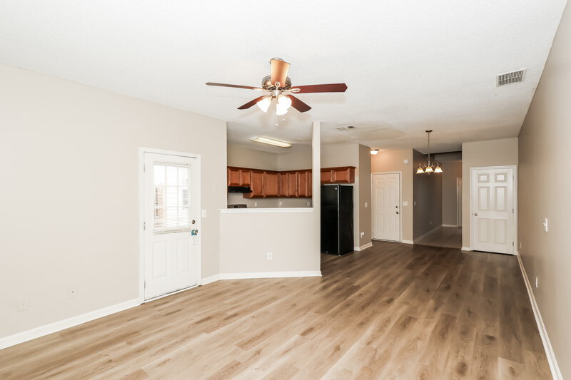 1,700/Mo, 1462 Riverrock Ct Riverdale, GA 30296 Living Room View