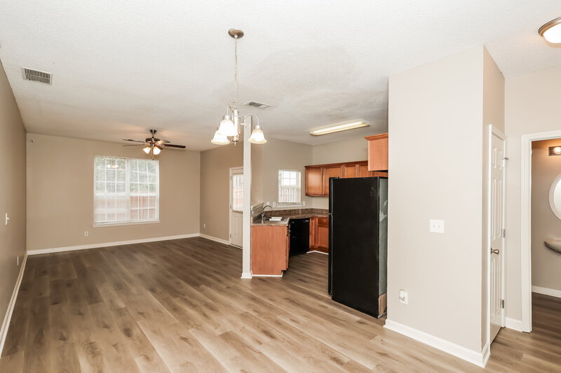 1,700/Mo, 1462 Riverrock Ct Riverdale, GA 30296 Dining Room View 2