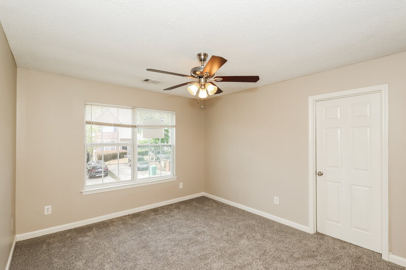 1,700/Mo, 1462 Riverrock Ct Riverdale, GA 30296 Main Bedroom View 2