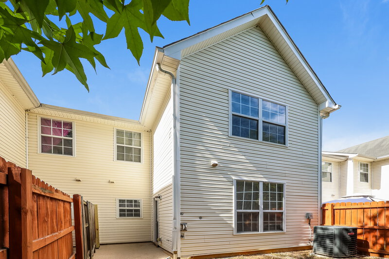 1,700/Mo, 1462 Riverrock Ct Riverdale, GA 30296 Rear View