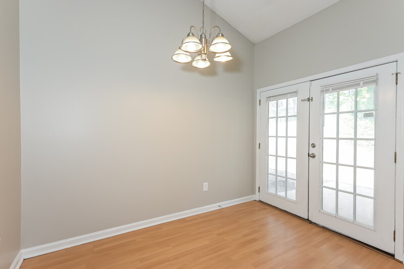 1,725/Mo, 702 Fair Harbor Drive Lithonia, GA 30058 Dining Room View