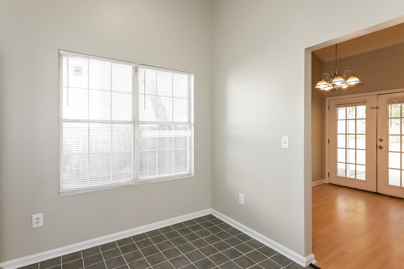 1,725/Mo, 702 Fair Harbor Drive Lithonia, GA 30058 Breakfast Nook View