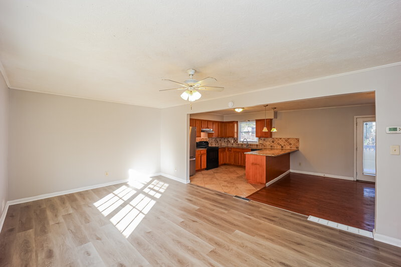 1,735/Mo, 6160 Connell Road Atlanta, GA 30349 Living Room View