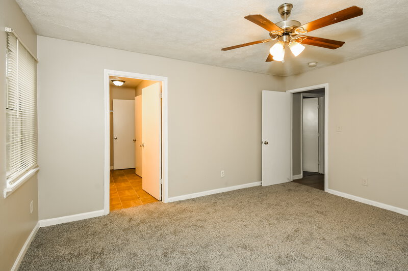 1,665/Mo, 3486 Thompson Drive NW Atlanta, GA 30331 Main Bedroom View 2