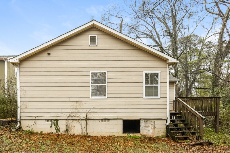 1,665/Mo, 3486 Thompson Drive NW Atlanta, GA 30331 Rear View 2