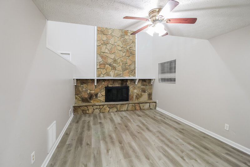 2,660/Mo, 6875 Fielder Court Rex, GA 30273 Living Room View