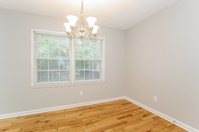 1,625/Mo, 4934 Liberty Ct Stone Mountain, GA 30087 Dining Room View